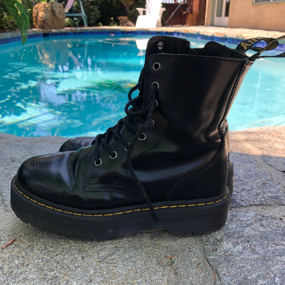 Dr. Martens Jadon